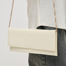 Load image into Gallery viewer, Adelle CLutch - Ivory