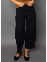 Load image into Gallery viewer, Barni Stretch Barrel Jeans - Black