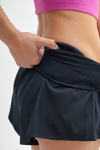 Load image into Gallery viewer, BreezeMove Compression Shorts - Black - Navy - Blue