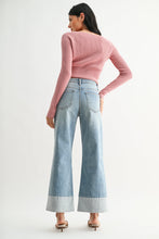 Load image into Gallery viewer, Onyx Two Toned Hem Wide Leg Jeans - Light Denim (DP884)
