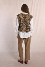 Load image into Gallery viewer, Leopard Sherpa Vest - Brown Multi (Style: LA1750DH)