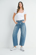 Load image into Gallery viewer, Seamed Barrel Jeans - Med Denim