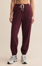 Load image into Gallery viewer, Stadium Cotton Jogger - Merlot