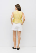 Load image into Gallery viewer, Dunst Top - Yellow - White