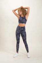 Load image into Gallery viewer, Tie Dye Zip Up Sports Bra - Dark Grey / Black