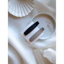 Load image into Gallery viewer, Classic Alligator Clip Barrette Lani Black + Mocha