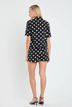 Load image into Gallery viewer, Textured Dots Shorts - Black/Ivory
