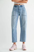 Load image into Gallery viewer, Utility Seamed Barrel Jeans
