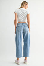Load image into Gallery viewer, Utility Seamed Barrel Jeans
