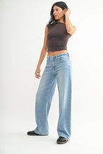 Load image into Gallery viewer, Low Slung Vintage Straight Jeans - Light Denim
