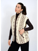 Load image into Gallery viewer, Banff Sherpa Vest
