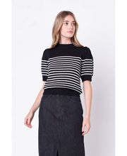 Load image into Gallery viewer, Stripe Sleeve Sweater -Black / White
