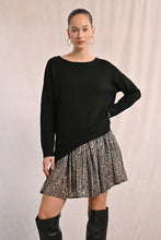 Load image into Gallery viewer, Basic Boat Neck Sweater - Black
