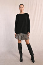 Load image into Gallery viewer, Basic Boat Neck Sweater - Black

