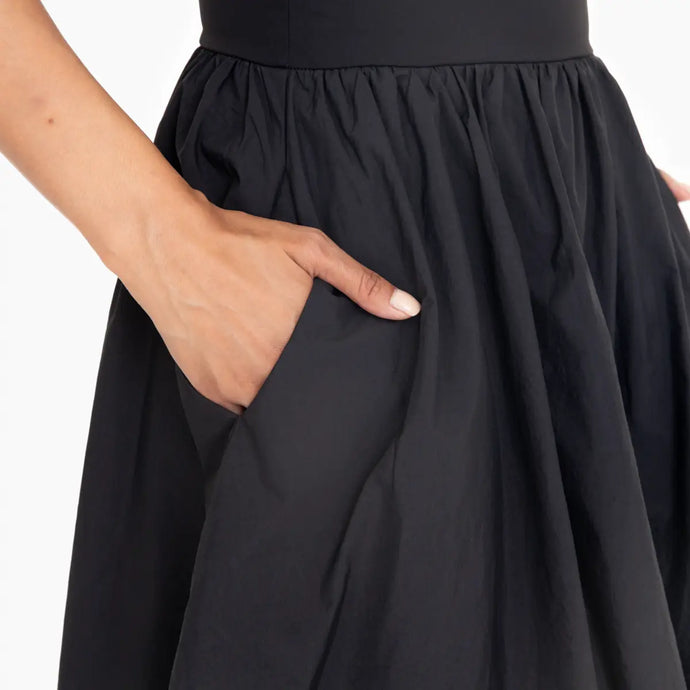 BreezeEase Tank Midi Dress - Black