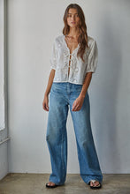 Load image into Gallery viewer, Alexie EYelet Top - Ivory (Style L9272)
