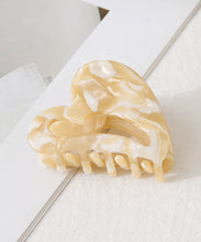 Load image into Gallery viewer, Heart Claw Clip - Pink - Ivory - Beige Tortoise - Brown Tortoise
