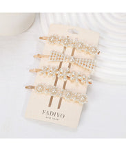 Load image into Gallery viewer, Flower Pearl Hair Pins x4
