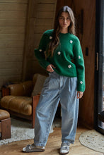 Load image into Gallery viewer, Embroidered Daisies Sweater - Light Grey - Green (Style W2150)
