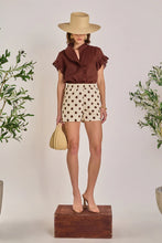 Load image into Gallery viewer, Textured Dots Shorts - Ivory/Brown (BH940P)
