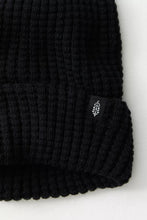 Load image into Gallery viewer, Free People Cool Down Beanie - Black
