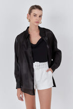 Load image into Gallery viewer, Shiny Button Up Blouse - Black
