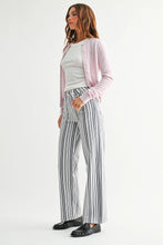 Load image into Gallery viewer, Ellie HR Vintage Straight Jeans

