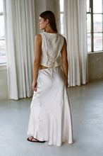 Load image into Gallery viewer, Harley Linen Vest - Cream (Style #AR1162)
