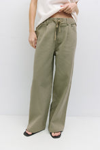 Load image into Gallery viewer, Iris Pants - Olive
