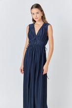 Load image into Gallery viewer, Pleated Details Midi Dress - Navy
