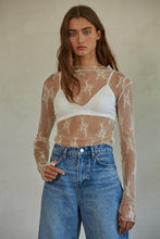Load image into Gallery viewer, Aubrey Lace Top - Ivory

