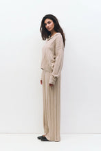 Load image into Gallery viewer, Lennon Sweater Pants - Beige
