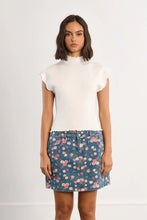 Load image into Gallery viewer, Ruffled Edge Cap Sleeve Sweater - White (EL1156EP)
