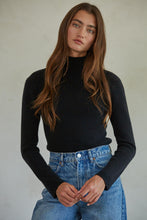 Load image into Gallery viewer, Mercer Sweater - Black
