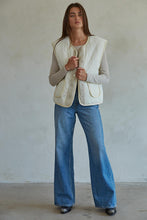 Load image into Gallery viewer, Mile High Quilted Vest - Cream (Style L7443)
