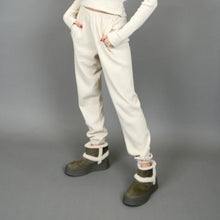 Load image into Gallery viewer, Pattie Waffle Knit Jogger
