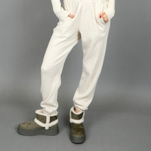 Load image into Gallery viewer, Pattie Waffle Knit Jogger
