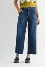 Load image into Gallery viewer, Petite Palazzo Jeans - Dark Denim
