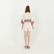 Load image into Gallery viewer, High Waist Pleated Shorts - Ecru
