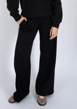 Load image into Gallery viewer, Prida Soft Knit Pant - Black
