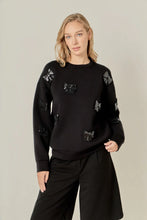 Load image into Gallery viewer, Pearl Bow Scuba Sweatshirt - Black (SS1606T)
