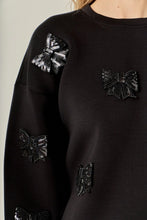 Load image into Gallery viewer, Pearl Bow Scuba Sweatshirt - Black (SS1606T)
