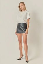 Load image into Gallery viewer, Pearl Embellished Bow Tee - Ivory (Style:SS1881T)
