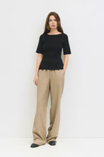 Load image into Gallery viewer, Sandy Top- Cream or Black
