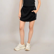 Load image into Gallery viewer, Santia Knit Mini Skort - Black (style: 41T026S) (shown in Kelly Green)
