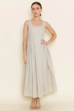 Load image into Gallery viewer, Shirring Midi Dress - Khaki Green
