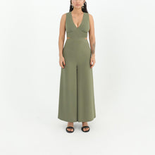 Load image into Gallery viewer, Sleeveless Cut Out Jumpsuit -Khaki Green
