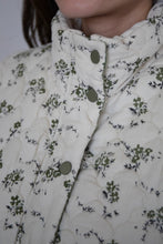 Load image into Gallery viewer, Estie Vest - Olive Floral
