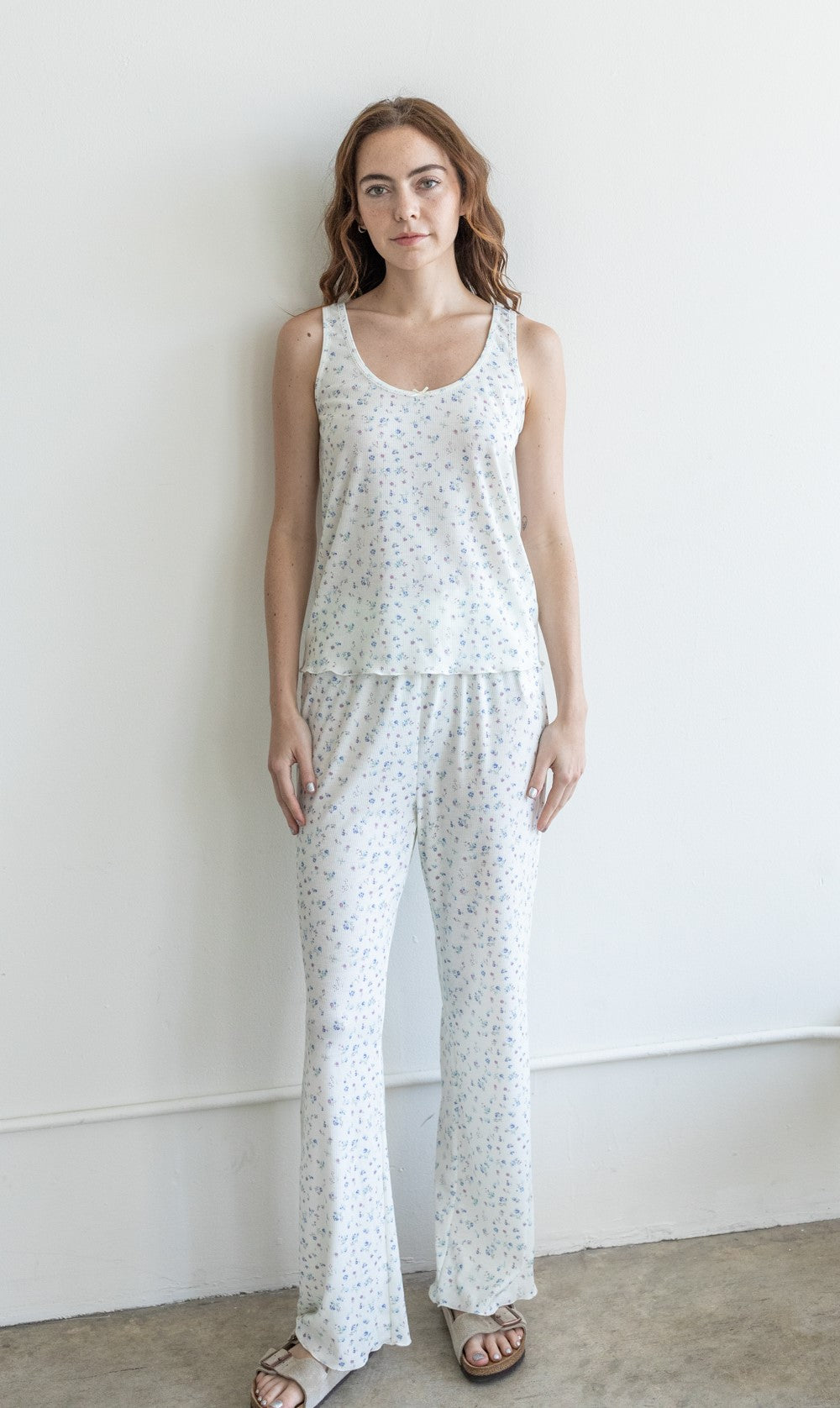 Petite Floral Print Lounge Pants - White w/ Floral Print