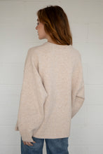Load image into Gallery viewer, Juniper Cardigan - Oatmeal - Butter
